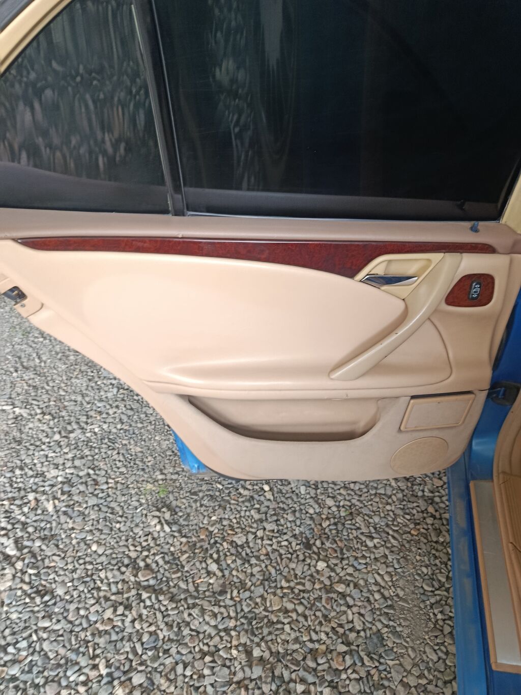 Məhsul: Mercedes-Benz W210 (E-sinfi, 1995–2002) salon komplekti – bej — Salon detalları, Biləsuvar (2)