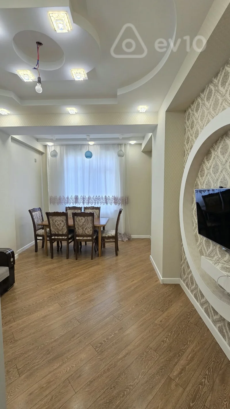 3 otaqlı mənzil, 85 m², İnşaatçılar metrosunun üstü — Mənzil, Bakı (2)