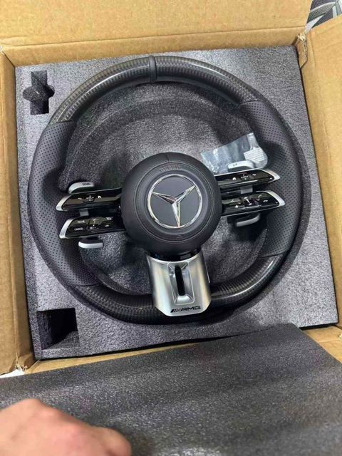 Mercedes AMG sükanı — 1 250 ₼ · Bakı · Ehtiyat hissələri və aksesuarlar Mercedes AMG sükanı — Bakı