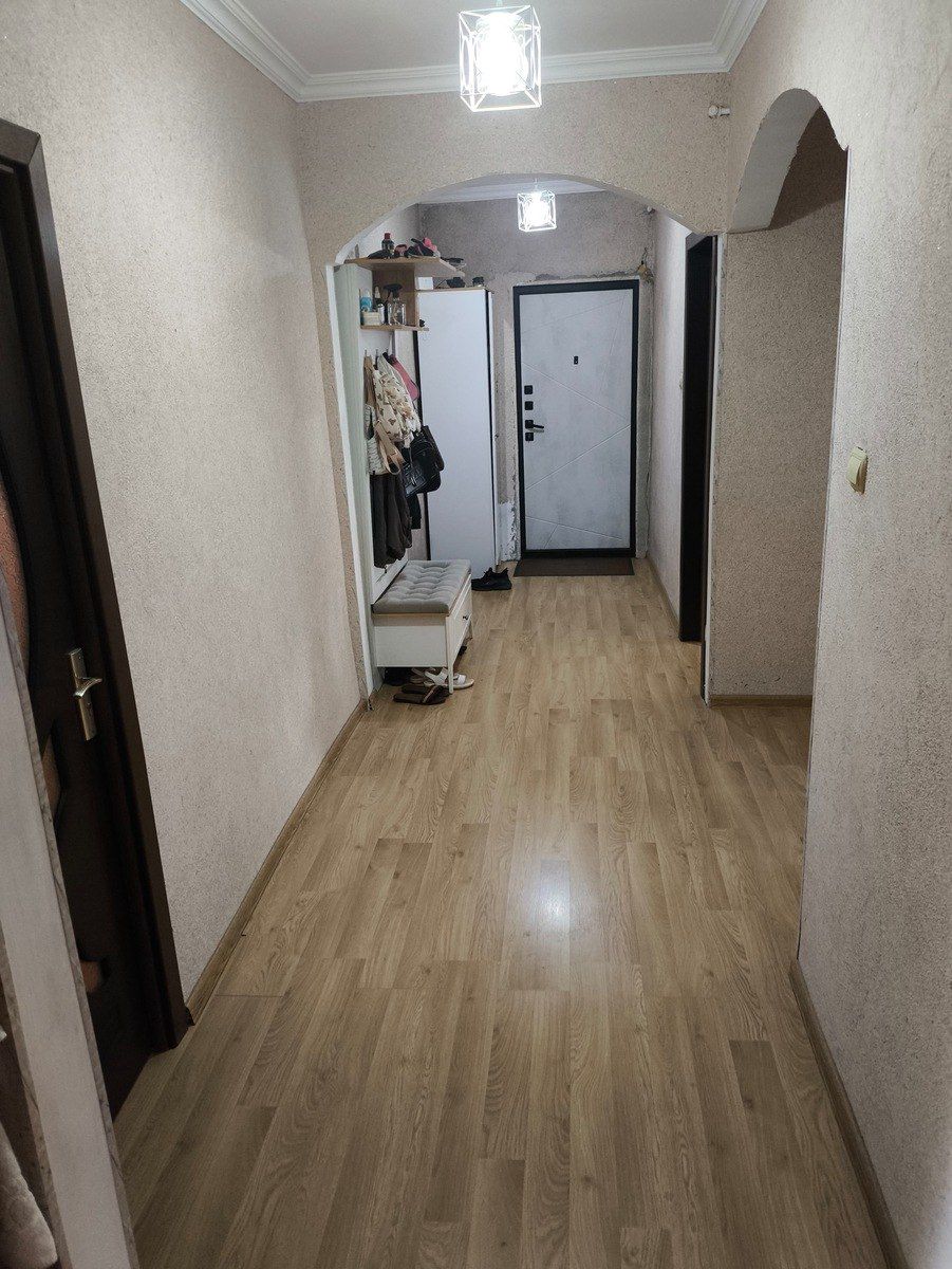 Satılır 4 otaqlı köhnə tikili 105 m² — Mənzil, Bakı (9)