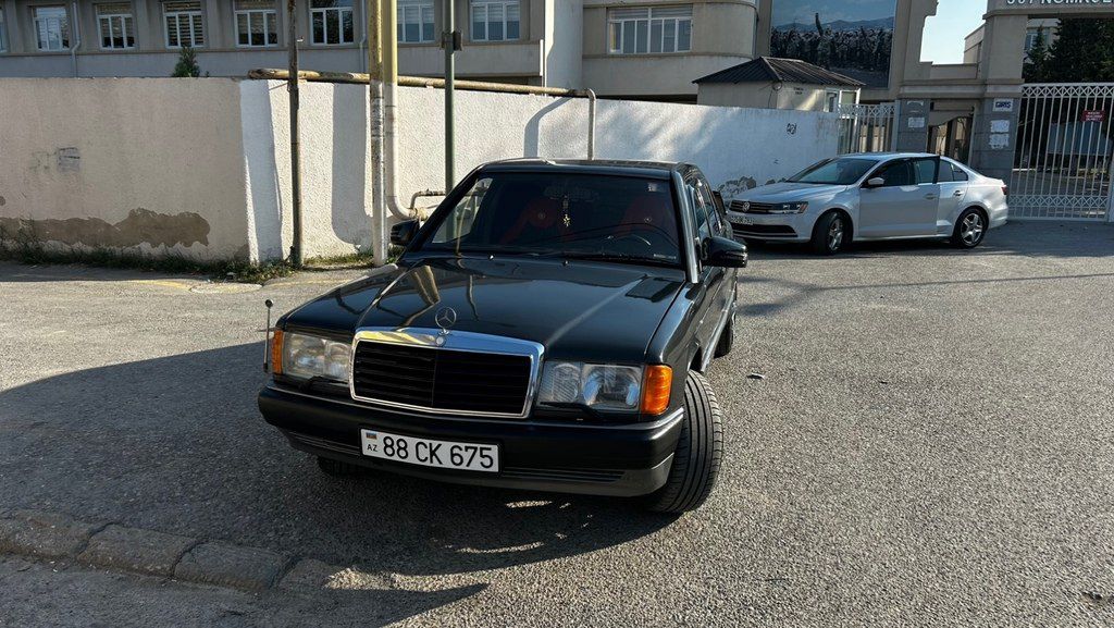 Mercedes 190, 1.8 L, 1992 il, 480 586 km 88-CK-675 — Avtomobillər, Horadiz