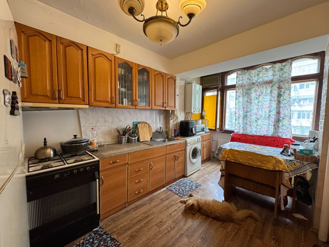 Satış: 3 otaqlı Köhnə tikili, 90 m², Səbail rayonu — Mənzil, Bakı (10)
