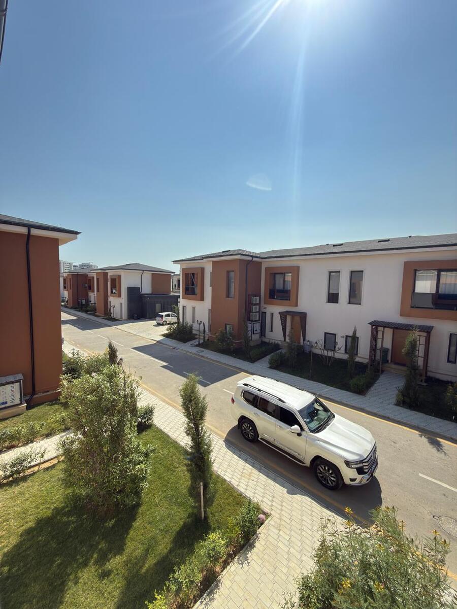 Satılır 3 otaqlı həyət evi/bağ evi 150 m² — Ev, villa, Bakı (9)