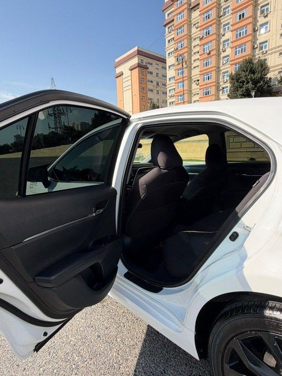 Toyota Camry, 2.5 L, 2018 il, 125 000 km — Avtomobillər, Bakı (8)