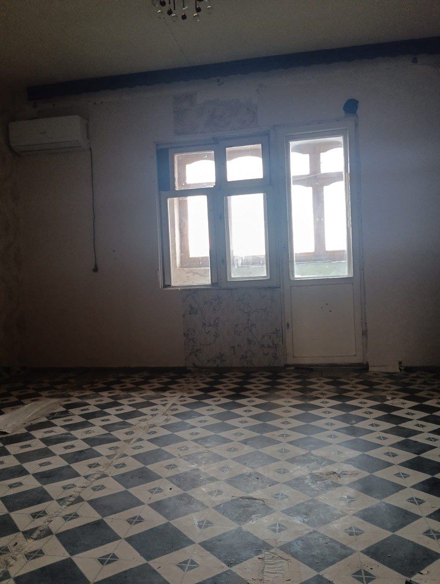 Satılır 4 otaqlı köhnə tikili 90 m² — Mənzil, Bakı (4)