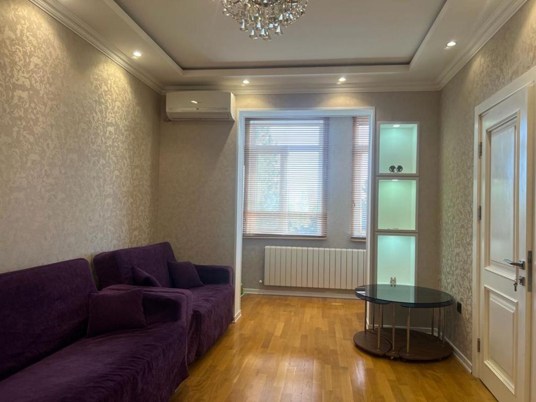 Satılır 3 otaqlı köhnə tikili 75 m² — Mənzil, Bakı (2)