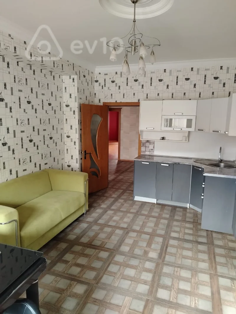 5 otaqlı mənzil, 185 m², Nəcəfqulu Rəfiyev küçəsi — kirayə — Mənzil, Bakı (12)
