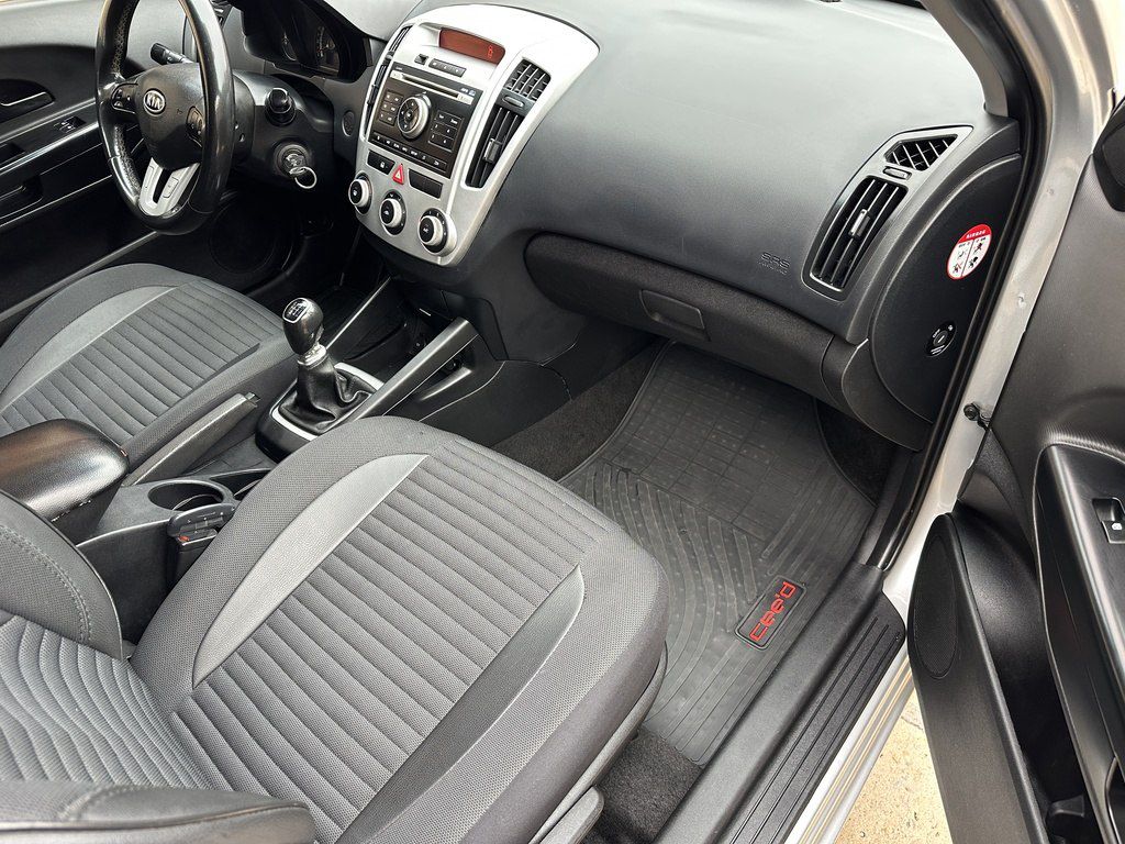 Kia Ceed SW, 1.6 L, 2010 il, 250 000 km 88-CT-923 — Avtomobillər, Bakı (9)