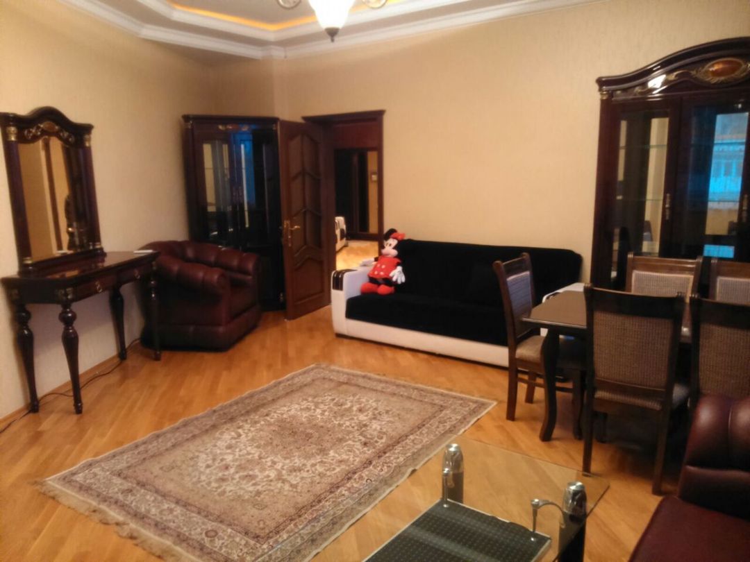 Satılır 7 otaqlı həyət evi/bağ evi 500 m² — Ev, villa, Bakı (6)