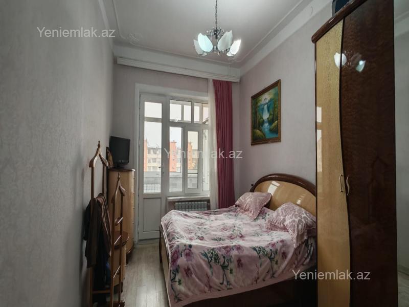 Satılır 4 otaqlı Bina evi menzil (Köhnə tikili), 100 m², Xətai rayonu — Mənzil, Bakı (9)