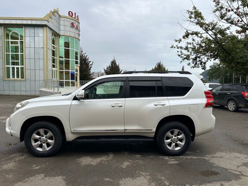 Toyota Land Cruiser Prado, 2.7 L, 2010 il, 128 000 km 07-BJ-885 — Avtomobillər, Astara (4)