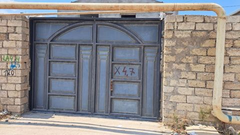 Darvaza satılır. Ölçülər: - Eni: 3.8 m - Hündürlük: 2.7 m Texniki — Bakı