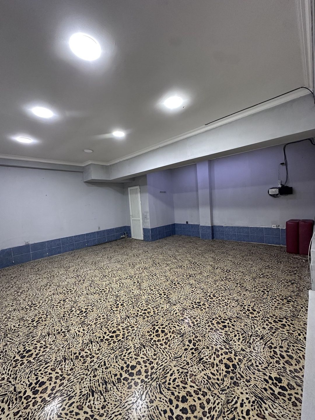 İcarəyə verilir obyekt 41 m² — Əmlak, Bakı (2)