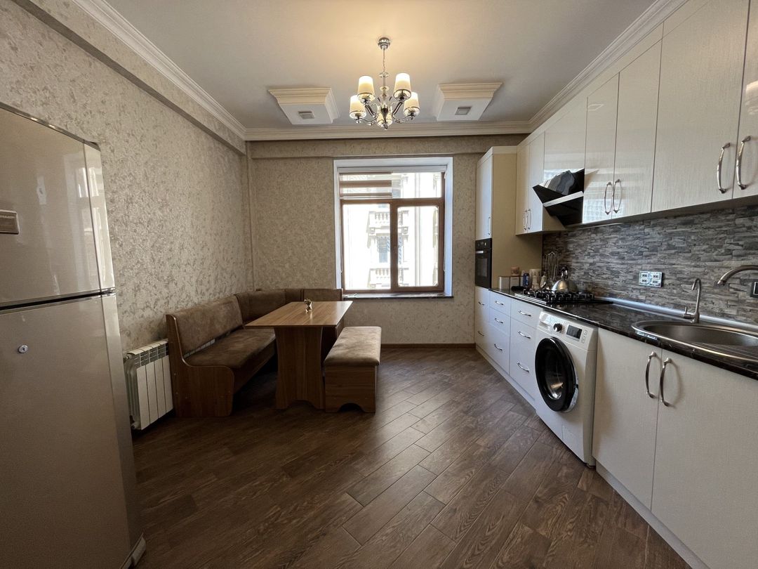Satılır 4 otaqlı yeni tikili 167 m² — Mənzil, Bakı (9)
