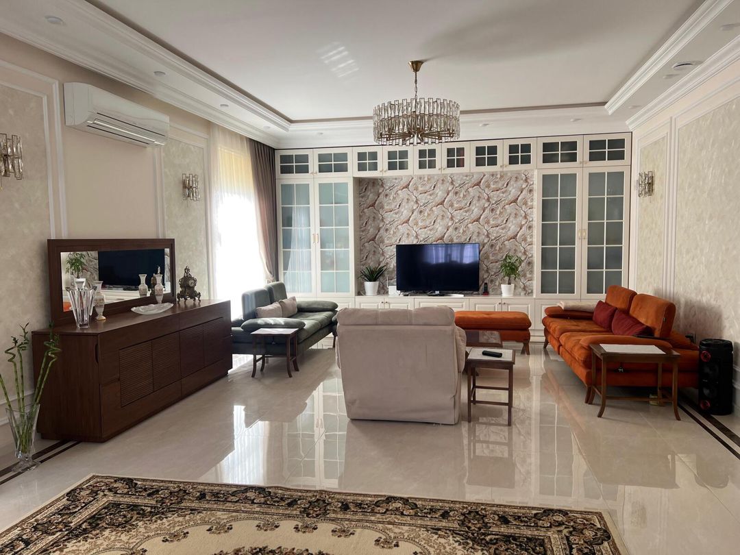 İcarəyə verilir 4 otaqlı həyət evi/bağ evi 210 m² — Ev, villa, Bakı (2)