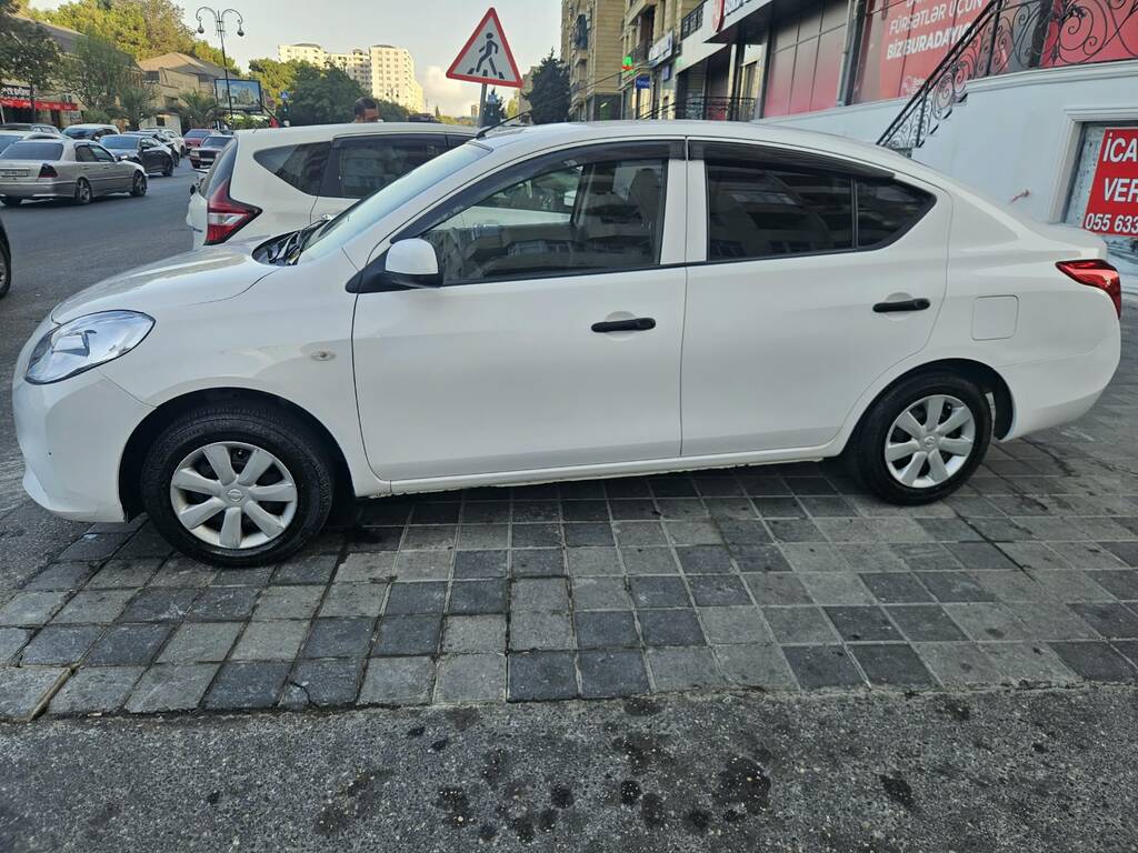 Nissan Latio, 1.2 L, 2013 il, 230 000 km 99-MN-110 — Avtomobillər, Bakı (2)