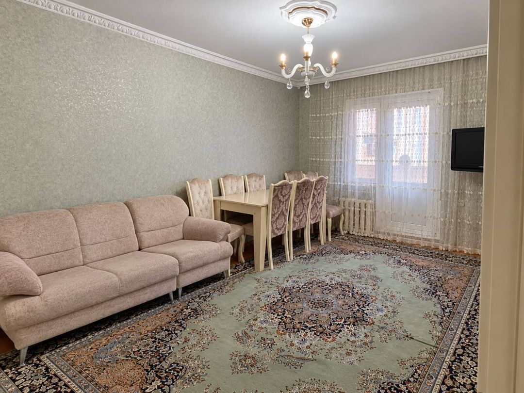 Satılır 5 otaqlı köhnə tikili 120 m² — Mənzil, Bakı (2)