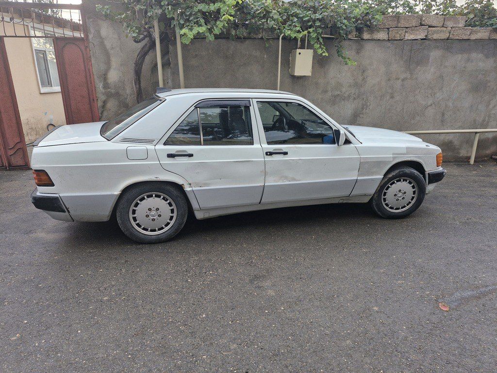 Mercedes 190, 2.0 L, 1992 il, 542 687 km 90-TC-314 — Avtomobillər, Bakı (4)