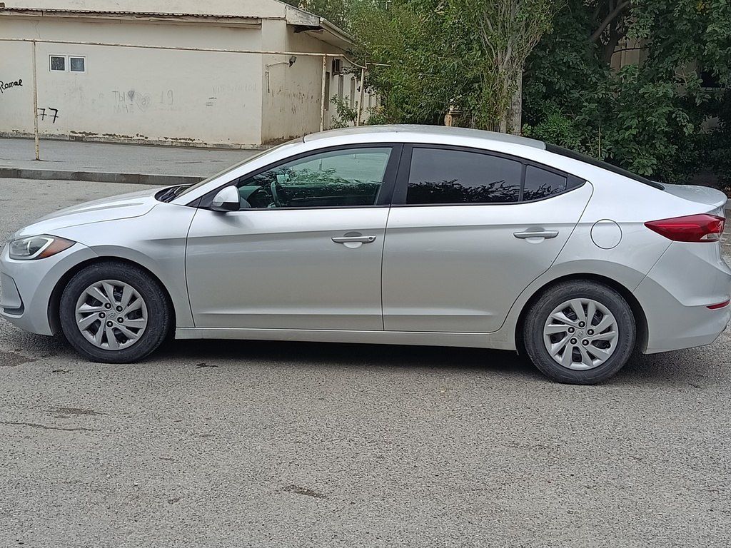 Hyundai Elantra, 2.0 L, 2017 il, 254 904 km 88-CJ-837 — Avtomobillər, Bakı (4)