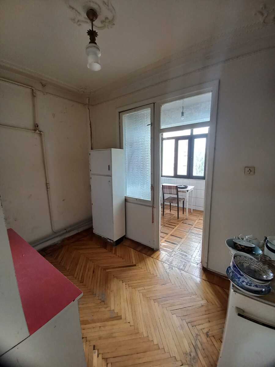 Satılır 2 otaqlı köhnə tikili 60 m² — Mənzil, Bakı