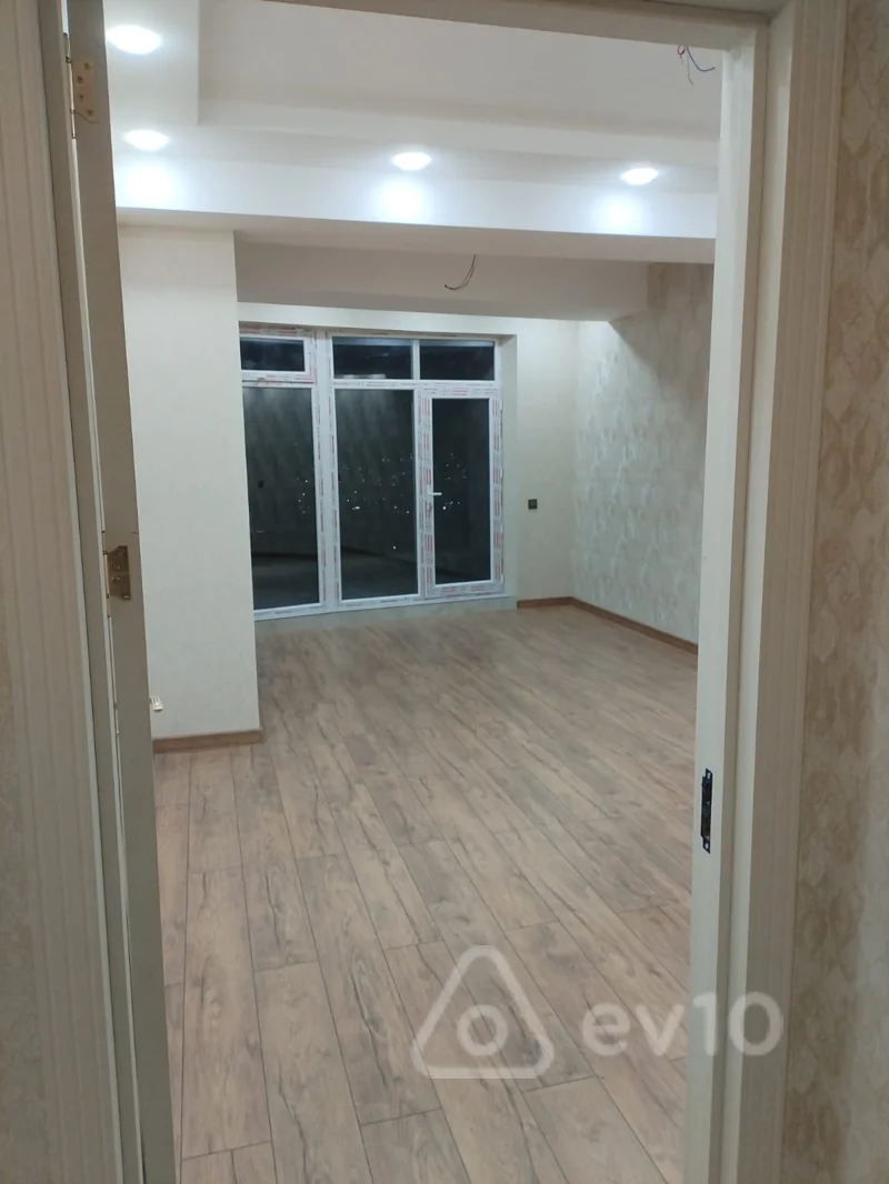 3 otaqlı mənzil, 100 m², şamaxinka — kirayə — Mənzil, Bakı (9)