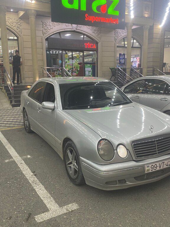 Mercedes E 230, 2.3 L, 1996 il, 250 000 km 99-VT-426 — Avtomobillər, Bakı (2)