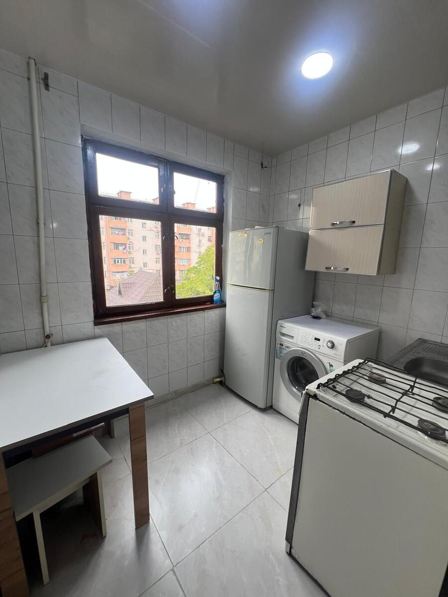 İcarəyə verilir 2 otaqlı köhnə tikili 48 m² — Mənzil, Bakı (8)