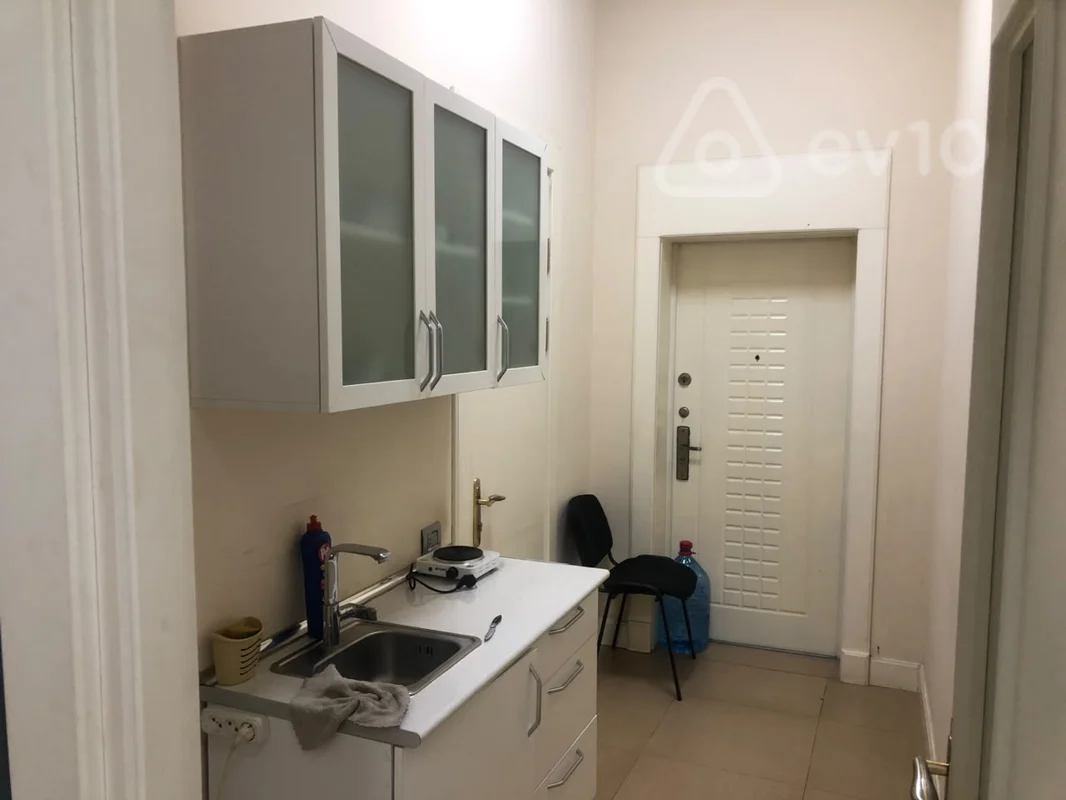 Obyekt, 160 m², Təbriz küçəsi — kirayə — Əmlak, Bakı (11)