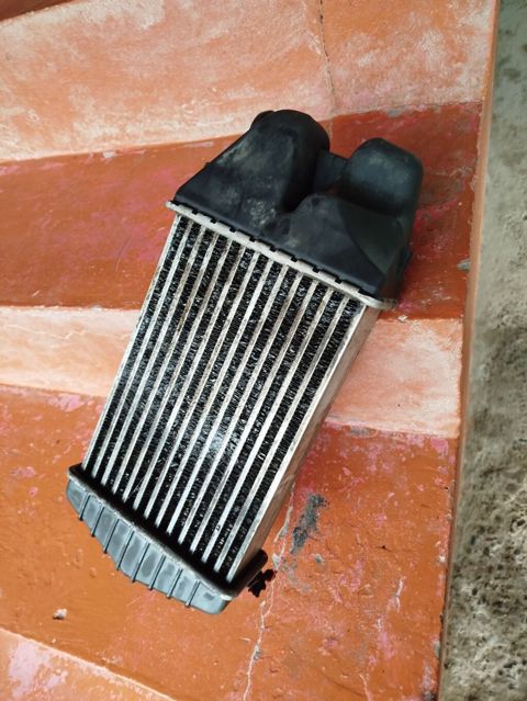 Avtomobil üçün intercooler (hava-soyuducu radiator) - Tip: Turbo — Saatlı