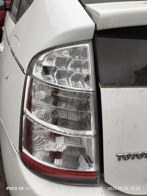 Toyota Prius 20 sol stop farası — 90 ₼ · Bakı · Ehtiyat hissələri və aksesuarlar Toyota Prius 20 sol stop farası — Bakı