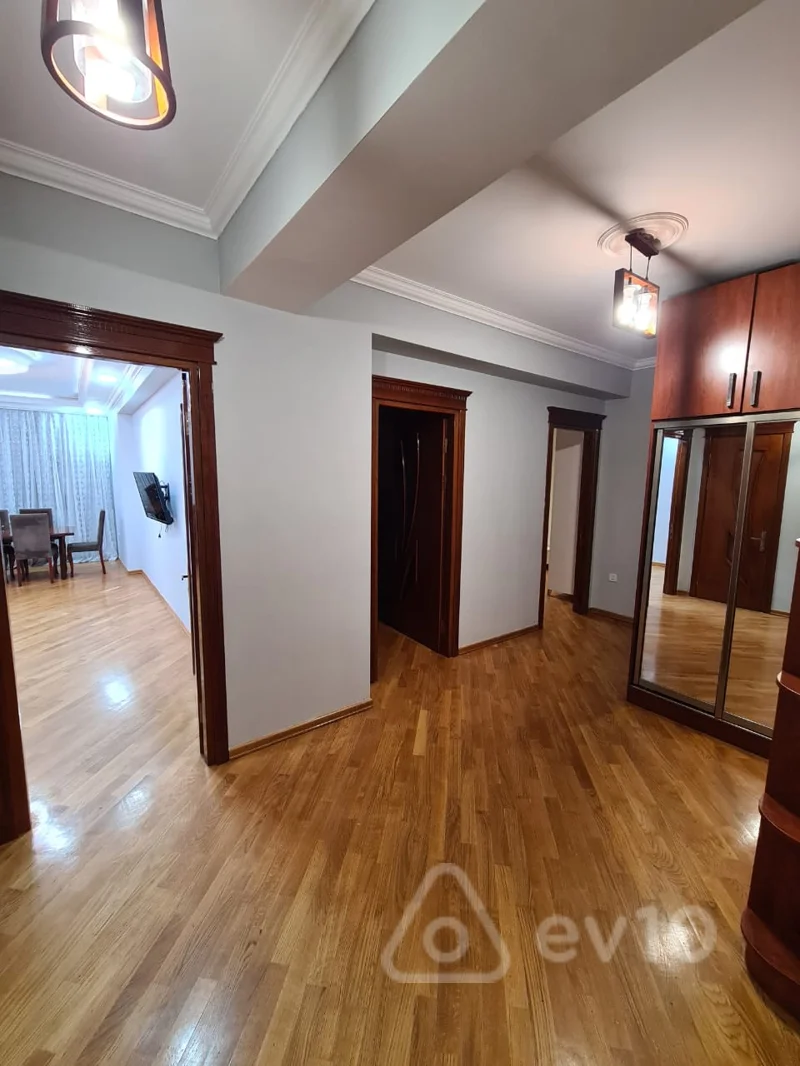 2 otaqlı mənzil, 90 m², M. Əlizadə küçəsi — kirayə — Mənzil, Bakı (5)