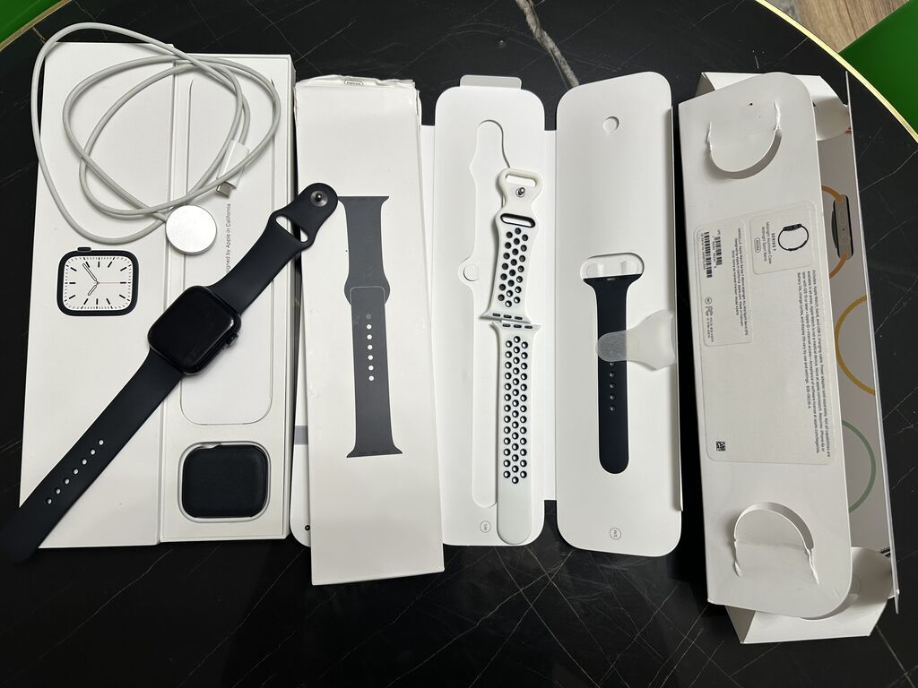 İşlənmiş, Smart saat, Apple, Аnti-lost, rəng - Qara — Ağıllı saatlar, Bakı (4)
