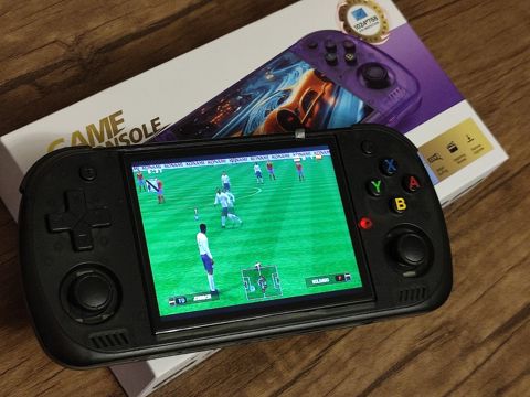 Retro oyun konsolu — 60 ₼ · Bakı · Oyunlar, konsollər və proqramlar Retro oyun konsolu — Bakı