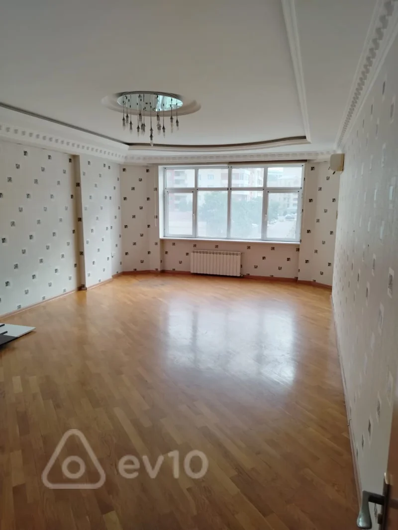 5 otaqlı mənzil, 185 m², Nəcəfqulu Rəfiyev küçəsi — kirayə — 1 200 ₼ · Bakı · Mənzil 5 otaqlı mənzil, 185 m², Nəcəfqulu Rəfiyev küçəsi — kirayə — Bakı