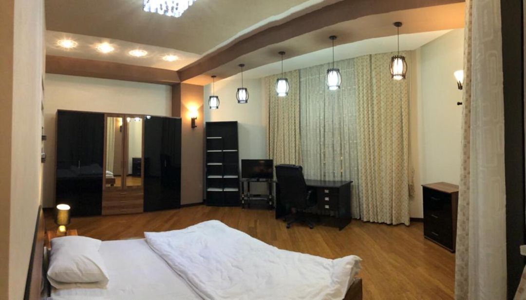 İcarəyə verilir 4 otaqlı yeni tikili 210 m² — Mənzil, Bakı (6)