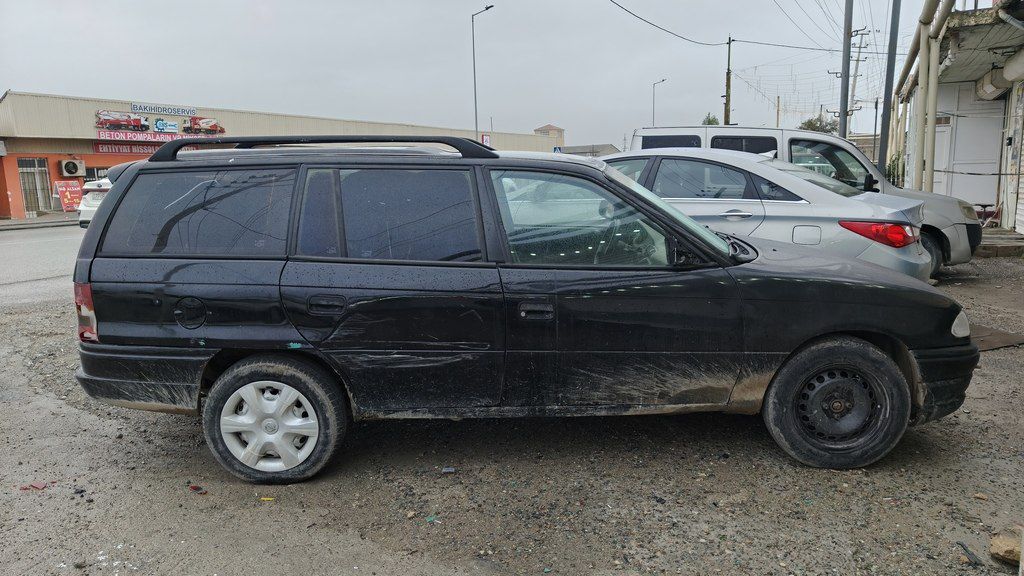 Opel Astra, 2.0 L, 1995 il, 235 886 km 10-XF-626 — Avtomobillər, Bakı (3)