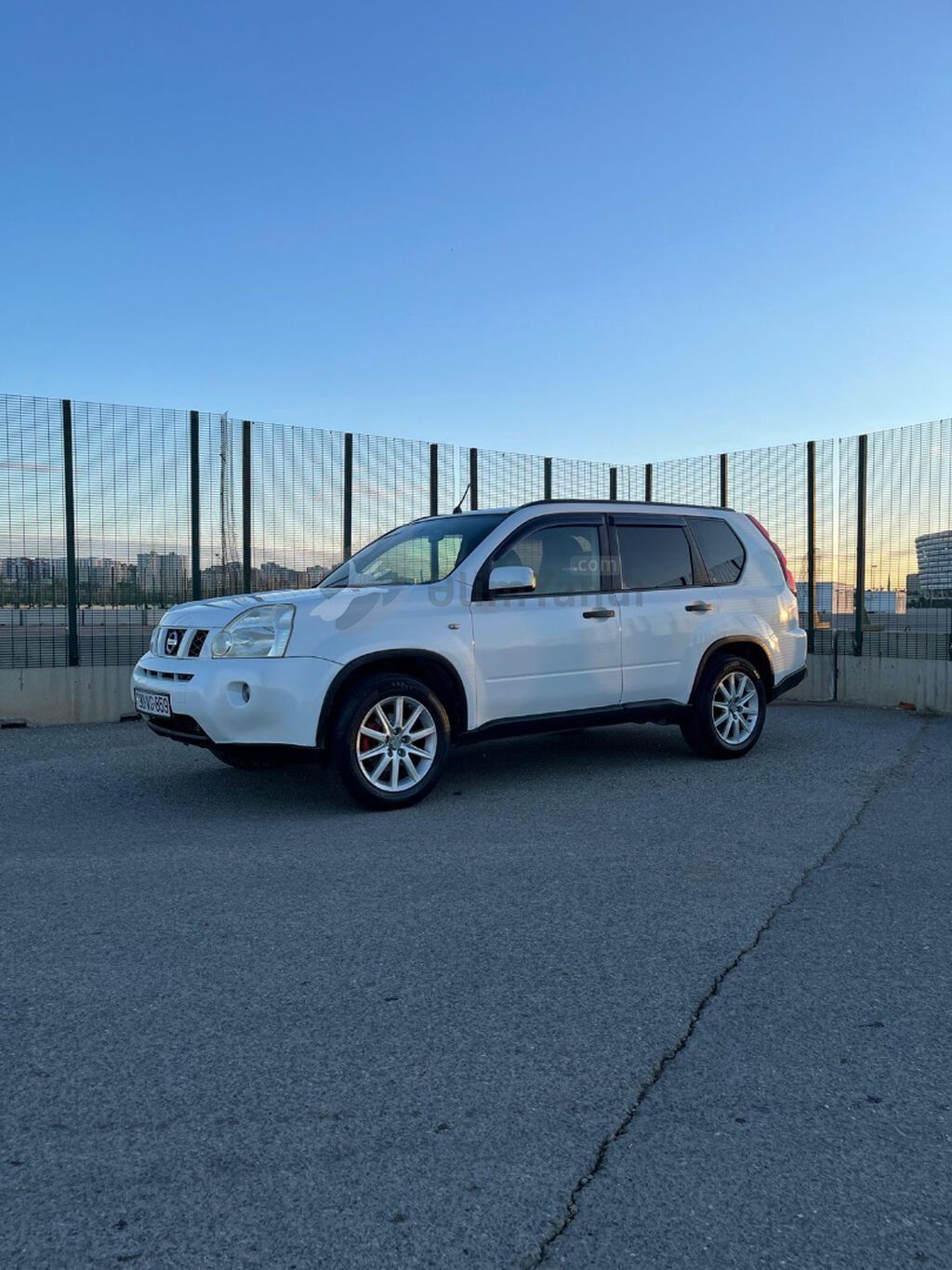 Nissan X-Trail: 2.5 l 2008 il Ofrouder/SUV 90-VG-859 — Avtomobillər, Bakı (10)