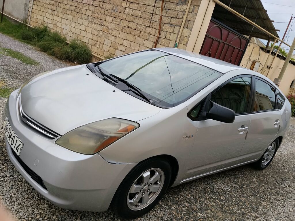 Toyota Prius (2-ci nəsil) – gümüşü rəng, hibrid sedan/hatchbek 99-TM-614 — Avtomobillər, Digah