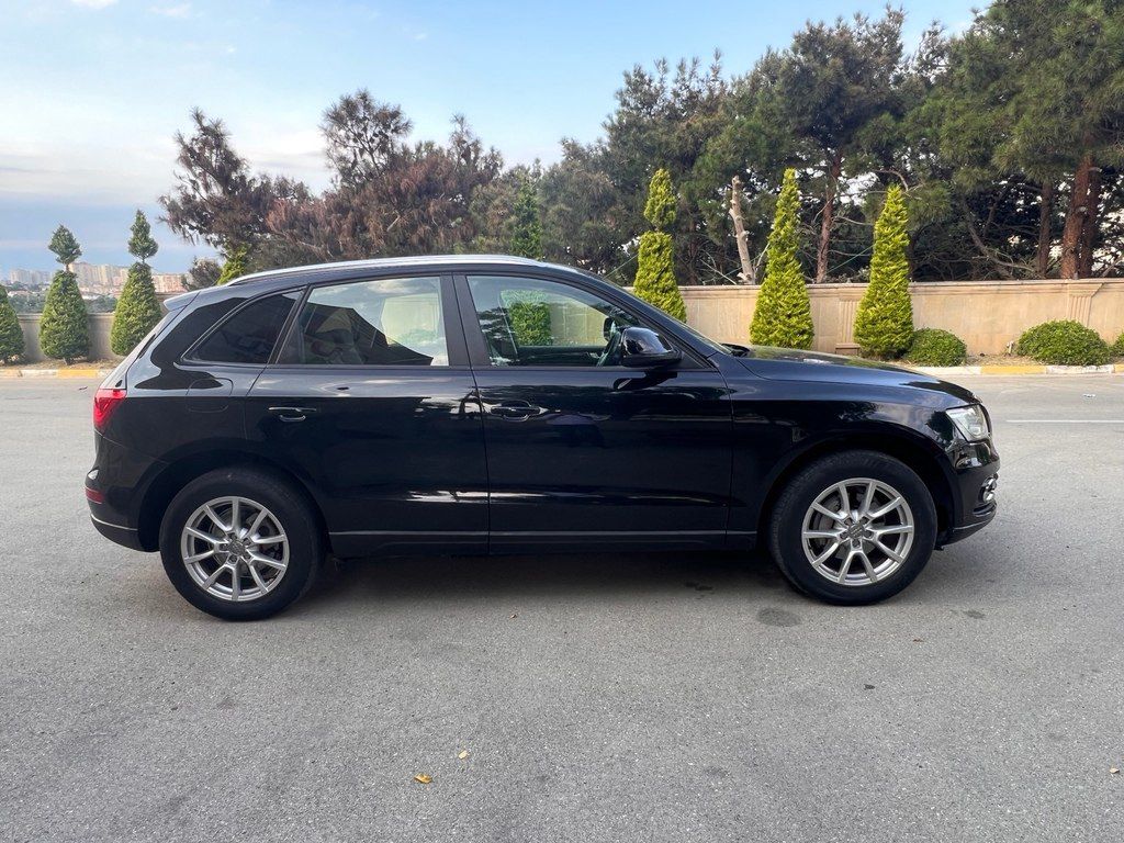 Audi Q5, 2.0 L, 2013 il, 180 000 km — Avtomobillər, Bakı (5)