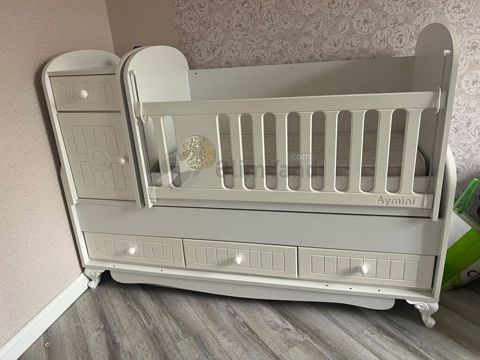 Besik 60 azn satilir matras var problemsizdir unvan — Bakı