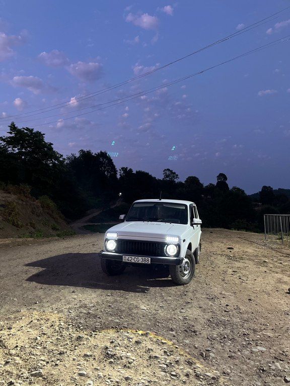 Lada (VAZ) Niva, 1.7 L, 2006 il, 250 000 km 42-CG-388 — Avtomobillər, Lənkəran (5)