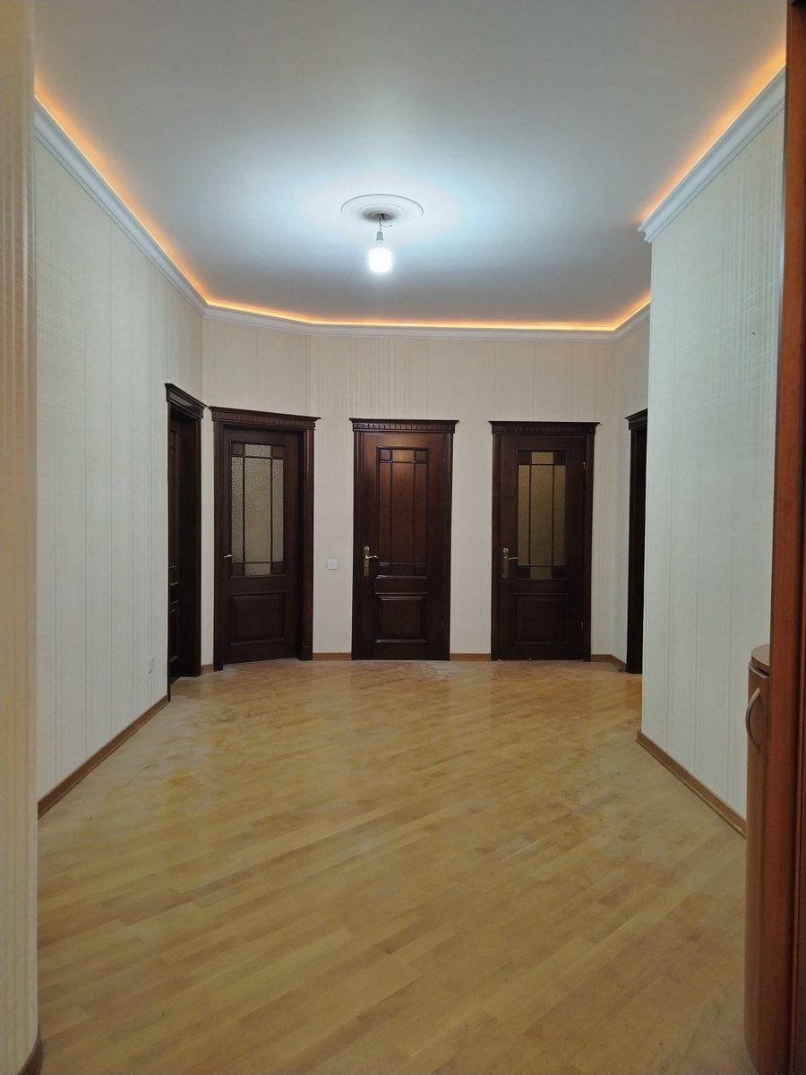 İcarəyə verilir 3 otaqlı yeni tikili 160 m² — Mənzil, Bakı (2)