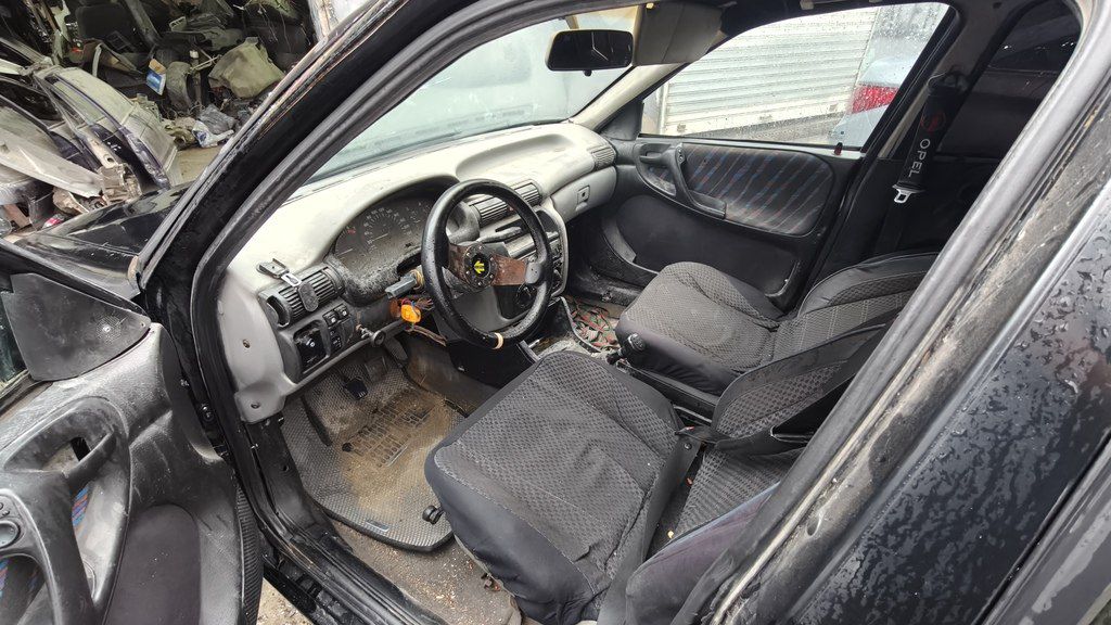 Opel Astra, 2.0 L, 1995 il, 235 886 km 10-XF-626 — Avtomobillər, Bakı (4)