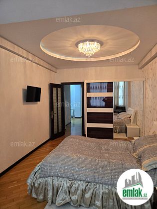Satılır 3 otaqlı 120 m² yeni tikili İnşaatçılar m — Mənzil (12)