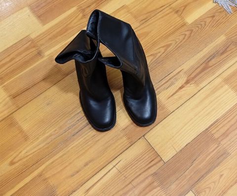 Qadın çəkmələri – qara rəng, klassik dizayn Razmer-38 - Material — Bakı