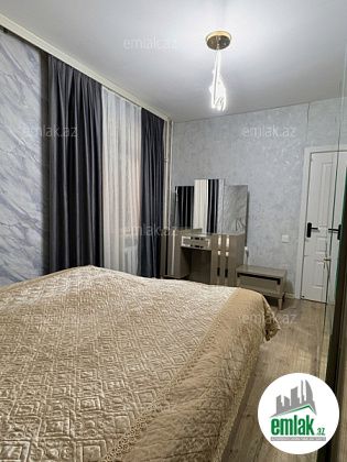 Satılır 2 otaqlı 62 m² köhnə tikili 8 Noyabr m — Mənzil (6)