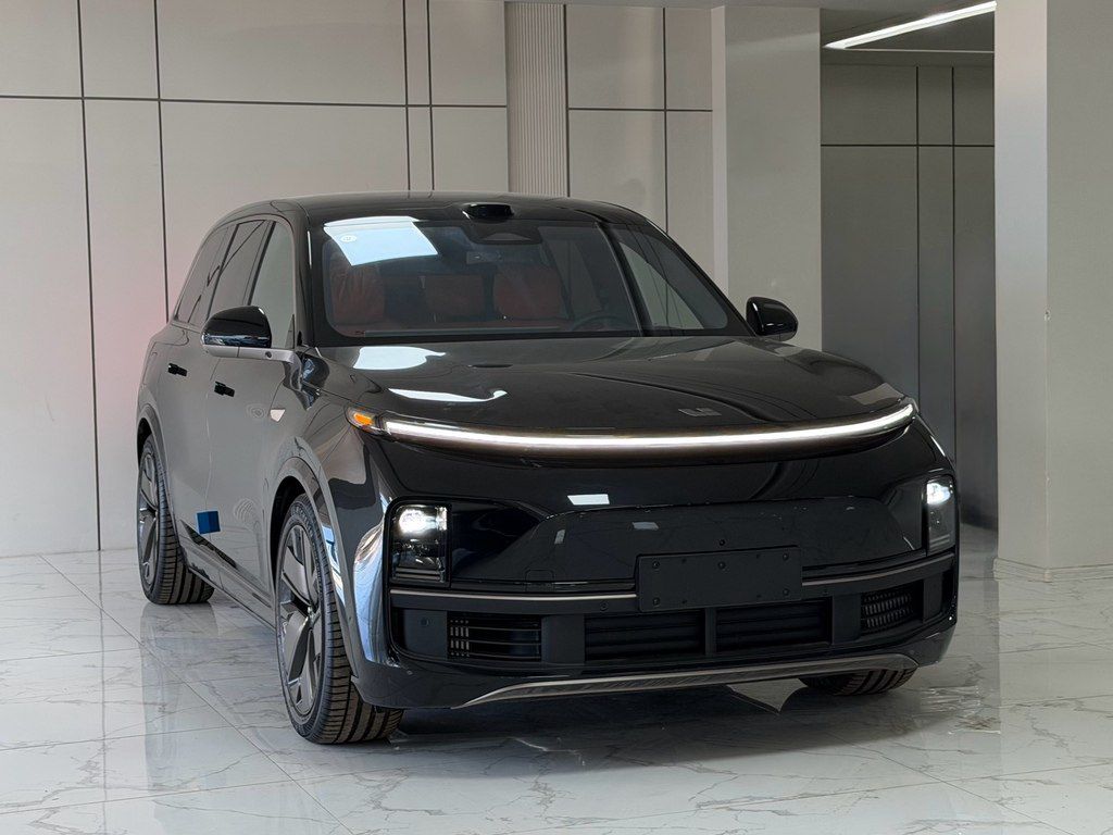 Li Auto L9, 1.5 L, 52.3 kWh, 2025 il, yeni — Avtomobillər, Bakı (3)
