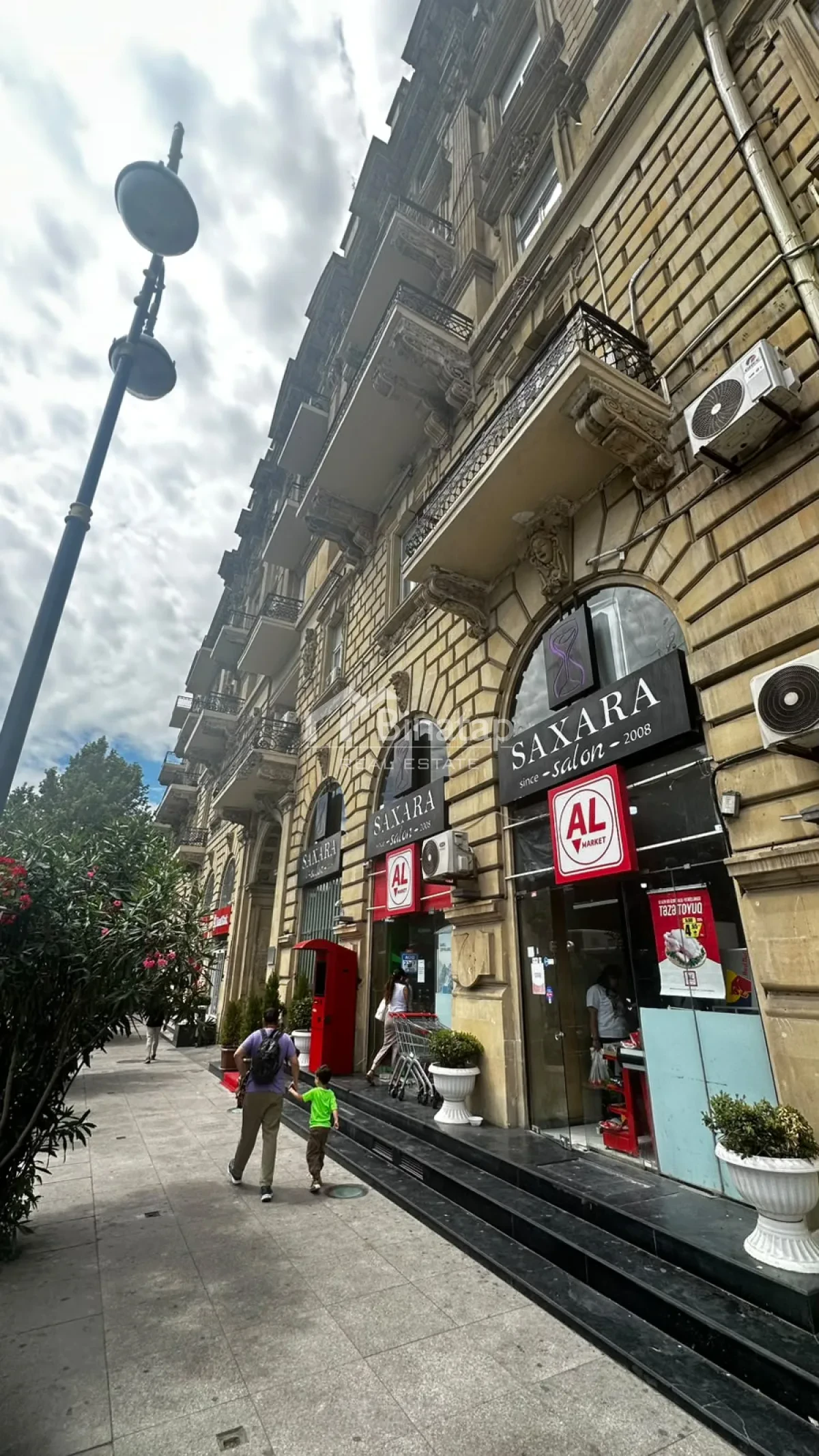 Satılır 5 otaqlı köhnə tikili 361 m², İçərişəhər metrosu, Səbail rayonu — Bakı