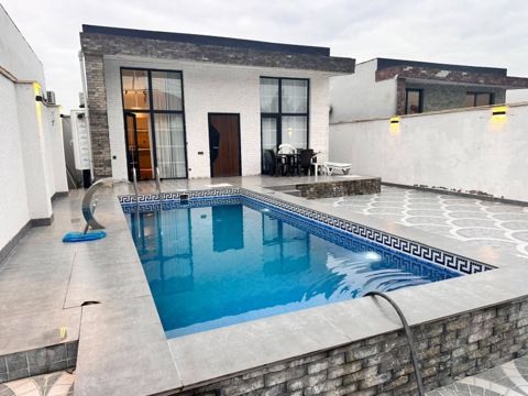 Satılır 3 otaqlı həyət evi/bağ evi 70 m² — 108 000 ₼ · Bakı · Ev, villa Satılır 3 otaqlı həyət evi/bağ evi 70 m² — Bakı