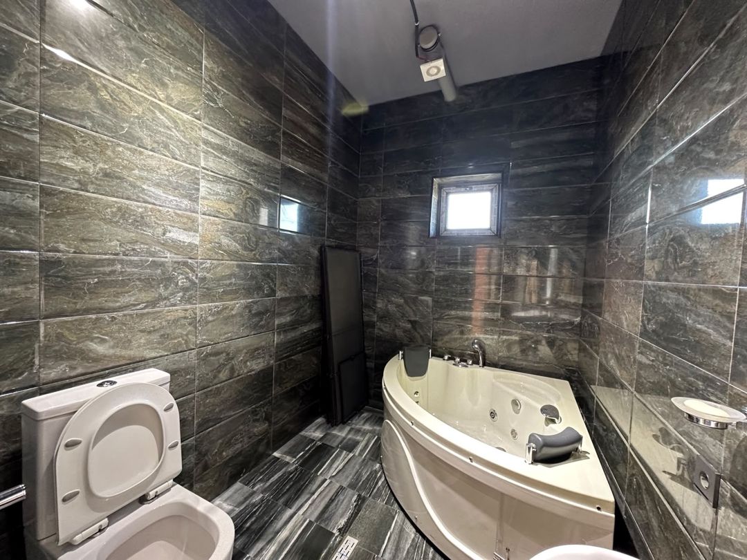 İcarəyə verilir 5 otaqlı həyət evi/bağ evi 220 m² — Ev, villa, Bakı (11)